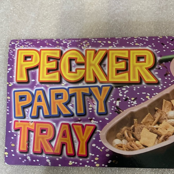 PECKER PARTY TRAY Perfect for Bachelorette Parties (plastic) - Picture 4 of 9